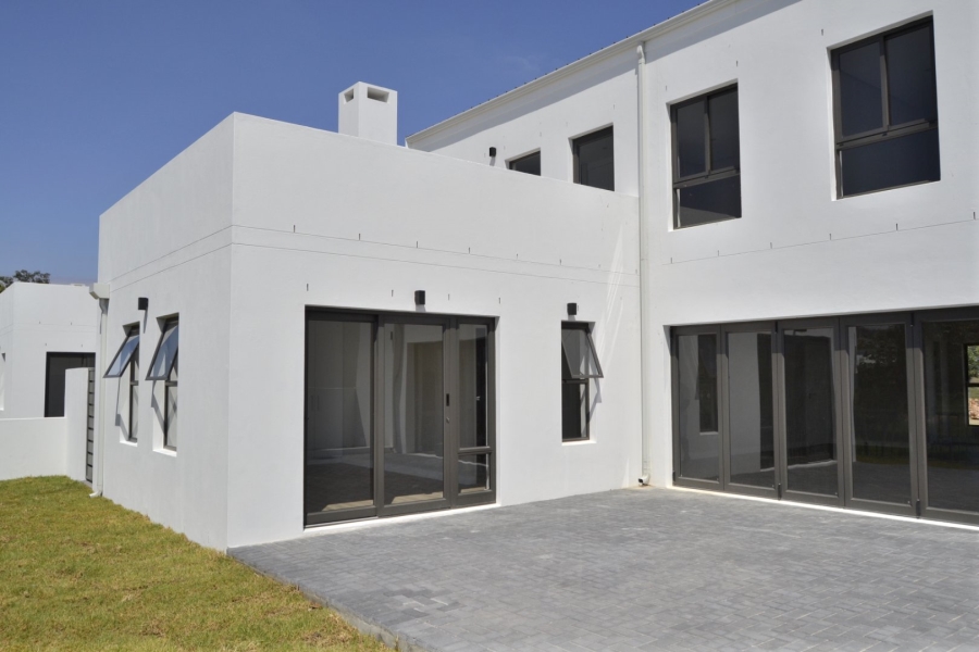 4 Bedroom Property for Sale in Croydon Gardens Estate Western Cape